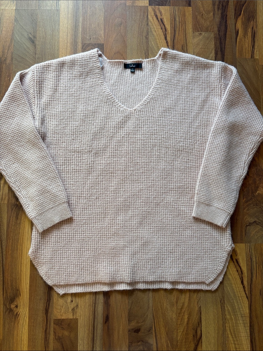 Lulu's Woman’s Blush Waffle Knit V-Neck Sweater Size L